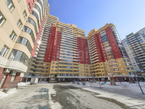 
  Продается 3-комн. квартира 110 м², в ЖК Сосны, б/с 4,3. Фото 18.
