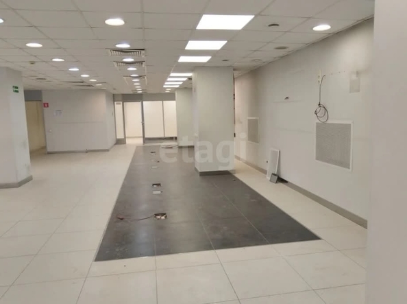 
  Сдается офис 257.4 м². Фото 9.