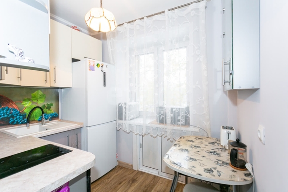 
  Продается 3-комн. квартира 56.5 м². Фото 1.