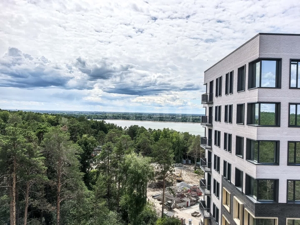 
  Продается 3-комн. квартира 99.9 м². Фото 1.