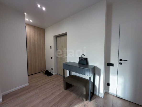 
  Продается 2-комн. квартира 60 м², в ЖК Сосны, б/с 4,3. Фото 12.