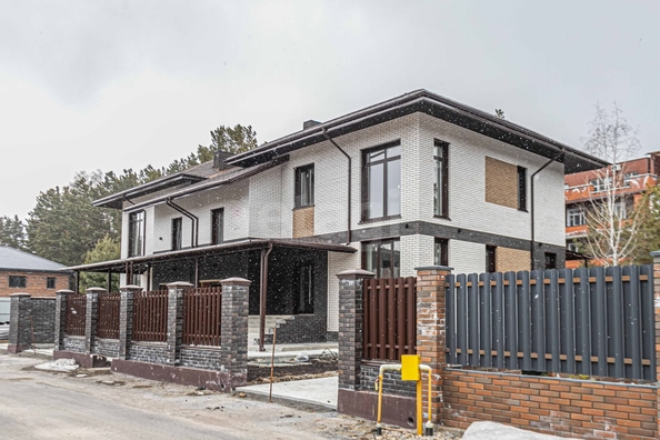 
  Продается дом 217.96 м². Фото 1.