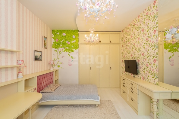 
  Продается 4-комн. квартира 194.9 м². Фото 27.