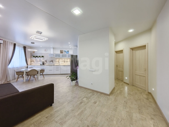 
  Продается 4-комн. квартира 104 м². Фото 1.