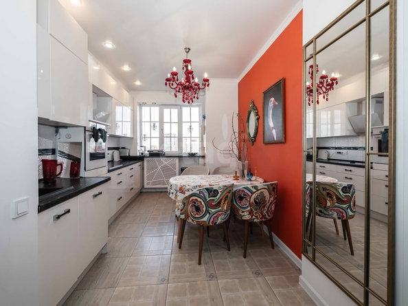 
  Продается 4-комн. квартира 90.9 м². Фото 1.