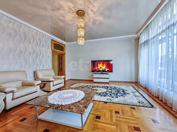 
  Сдается 3-комн. квартира 145 м². Фото 13.
