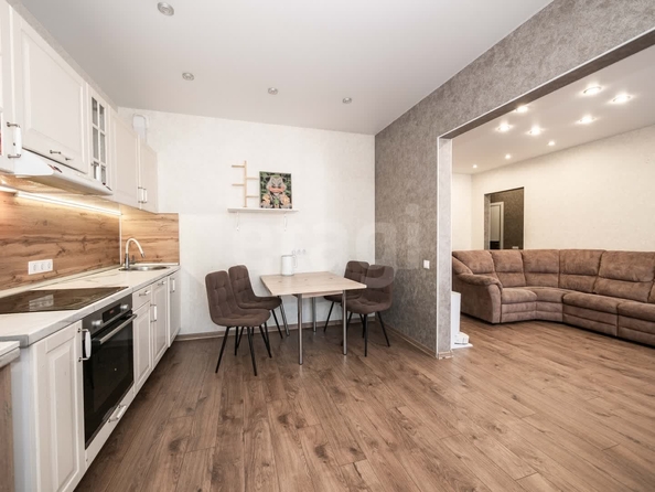 
  Продается 3-комн. квартира 86 м², в ЖК Революция. Фото 1.