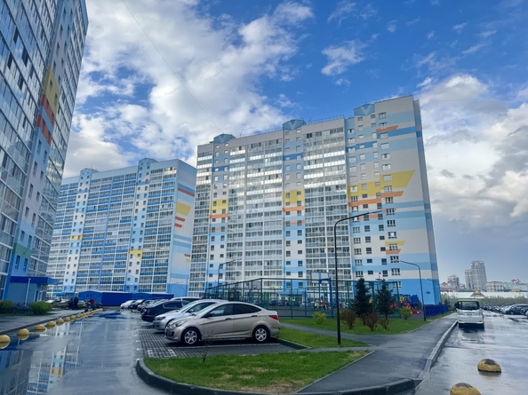 
  Продается 1-комн. квартира 35.9 м², в ЖК Венеция-3 , дом 11. Фото 2.