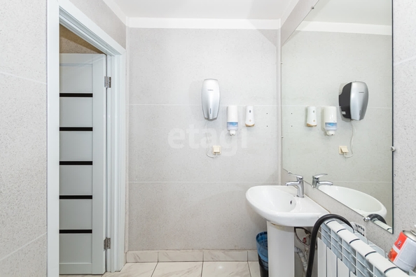 
  Сдается торговая площадь 1180 м². Фото 27.