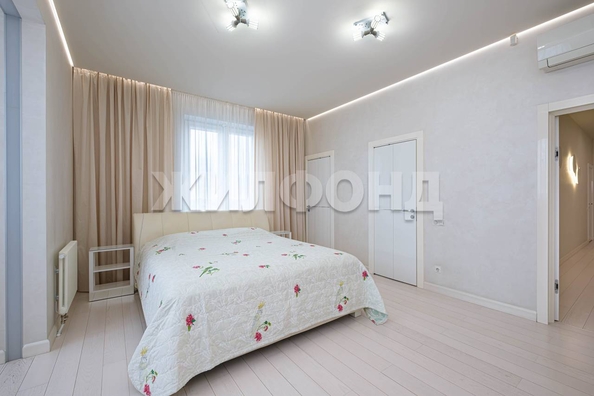 
  Продается 4-комн. квартира 187.6 м². Фото 24.