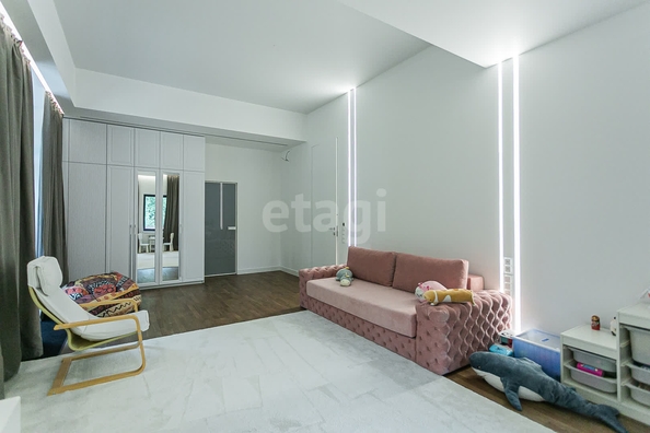 
  Продается дом 1082 м². Фото 23.