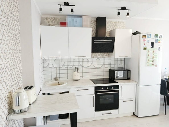 
  Продается 3-комн. квартира 65.7 м², в ЖК Ред Фокс, дом 4. Фото 3.