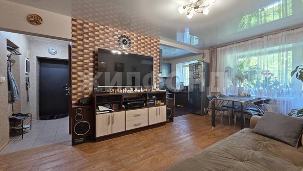 
  Продается 3-комн. квартира 53.5 м². Фото 1.