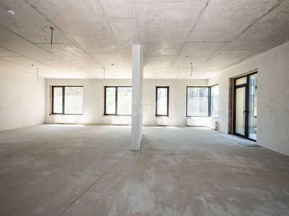 
  Продается 3-комн. квартира 100 м². Фото 1.
