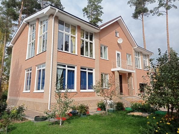 
  Продам коттедж 506.1 м². Фото 1.