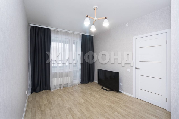 
  Продается 1-комн. квартира 32.3 м², в ЖК Тайгинский парк, дом 1. Фото 1.