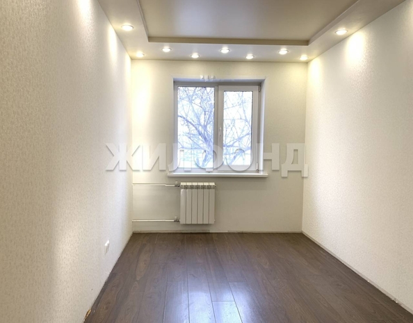
  Продается 3-комн. квартира 57.7 м². Фото 1.