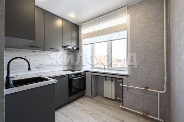 
  Продается 3-комн. квартира 57.5 м². Фото 1.