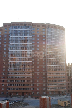 
  Продается 3-комн. квартира 98.6 м², в ЖК Радужный каскад, б/с 19. Фото 5.