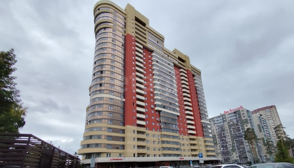 
  Продается 1-комн. квартира 47 м², в ЖК Сосны, б/с 4,3. Фото 1.