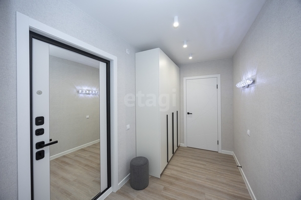 
  Продается 2-комн. квартира 56 м², в ЖК Журавлева, дом 2. Фото 2.
