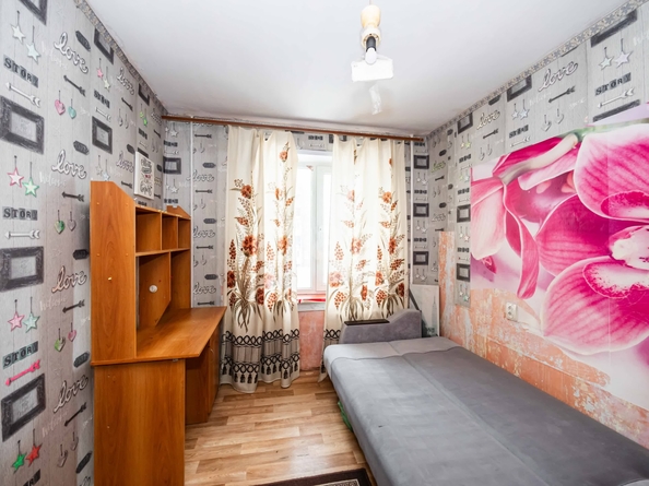 
  Продается 4-комн. квартира 69 м². Фото 1.