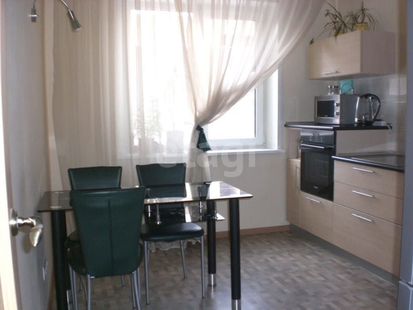 
  Продается 3-комн. квартира 66 м². Фото 1.
