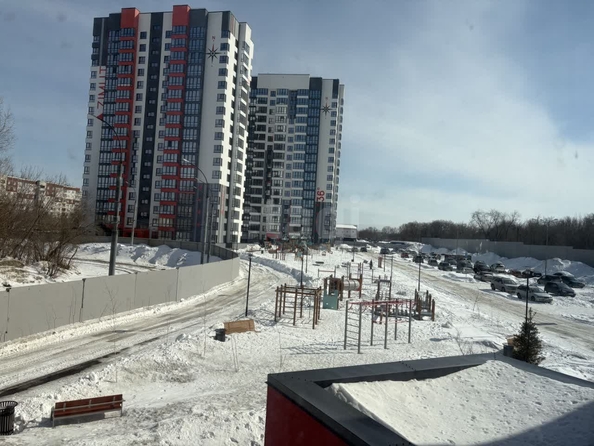 
  Продается 2-комн. квартира 37 м², в ЖК Азимут, дом 2. Фото 17.
