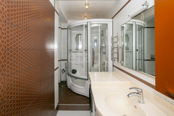 
  Продается 4-комн. квартира 130 м². Фото 16.