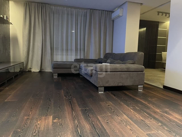 
  Продается 3-комн. квартира 117.3 м². Фото 1.
