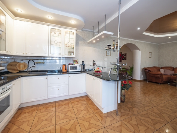 
  Продается 3-комн. квартира 120.8 м². Фото 9.