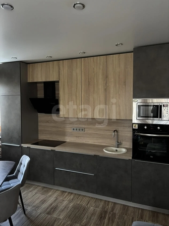 
  Продается 3-комн. квартира 63.6 м². Фото 1.