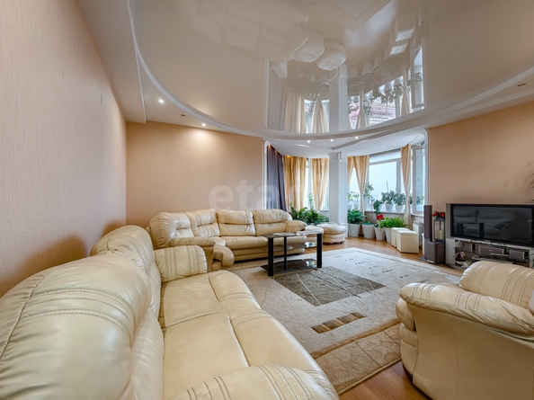 
  Продается 3-комн. квартира 131.8 м². Фото 2.