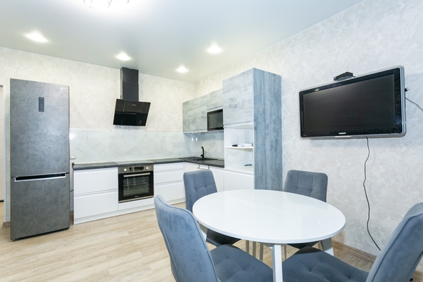 
  Продается 3-комн. квартира 72.8 м², в ЖК На Серафимовича, дом 1. Фото 21.
