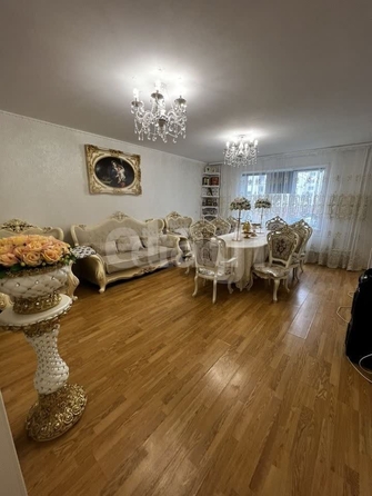 
  Продается 2-комн. квартира 75.9 м². Фото 1.