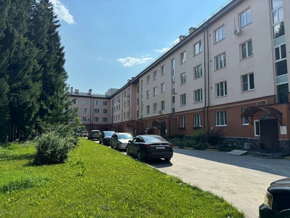 
  Продам 4-комн. квартиру 122 м². Фото 9.
