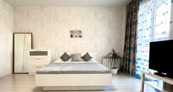 
  Продается апартамент 31.7 м², в АК Apartriver, апарт-отель. Фото 2.