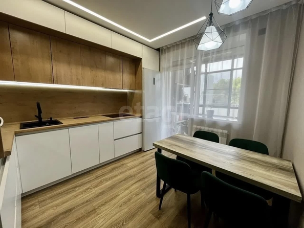 
  Продается 2-комн. квартира 56 м². Фото 2.