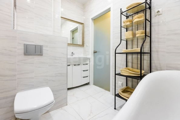 
  Продается 4-комн. квартира 107 м². Фото 7.