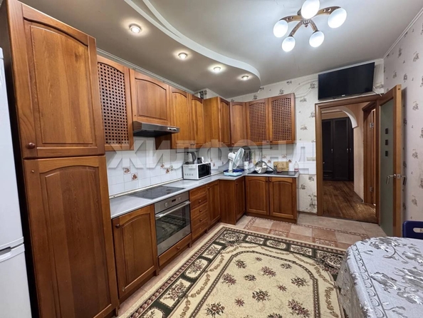 
  Продается 2-комн. квартира 65 м². Фото 1.