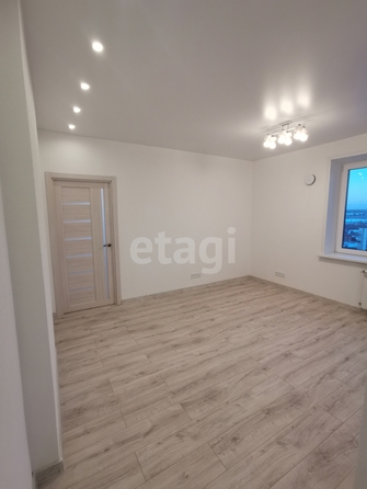 
  Продается 2-комн. квартира 45 м², в ЖК Чкалов, дом 2. Фото 8.