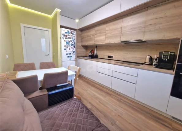 
  Продается 2-комн. квартира 66 м², в ЖК Октябрьский квартал, дом 1. Фото 5.