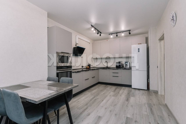 
  Продается 3-комн. квартира 65.8 м², в ЖК Чкалов, дом 2. Фото 1.