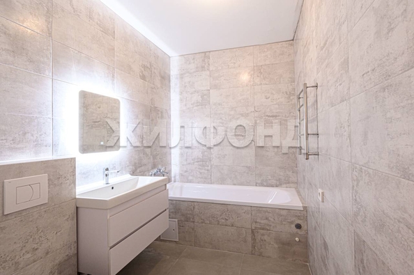 
  Продается 2-комн. квартира 50.1 м², в ЖК Аквамарин, дом 3. Фото 3.