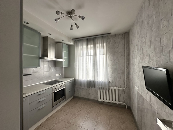 
  Продается 4-комн. квартира 77 м². Фото 2.
