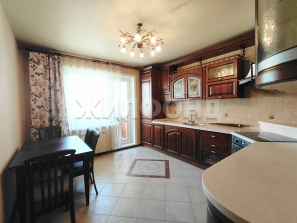 
  Продается 3-комн. квартира 72.9 м². Фото 1.
