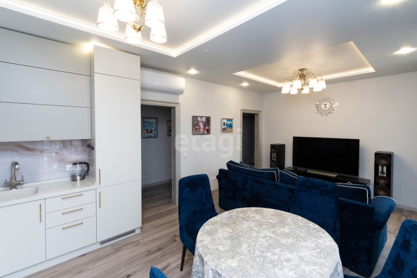 
  Продается 3-комн. квартира 80 м², в ЖК Красный проспект, дом 2. Фото 3.