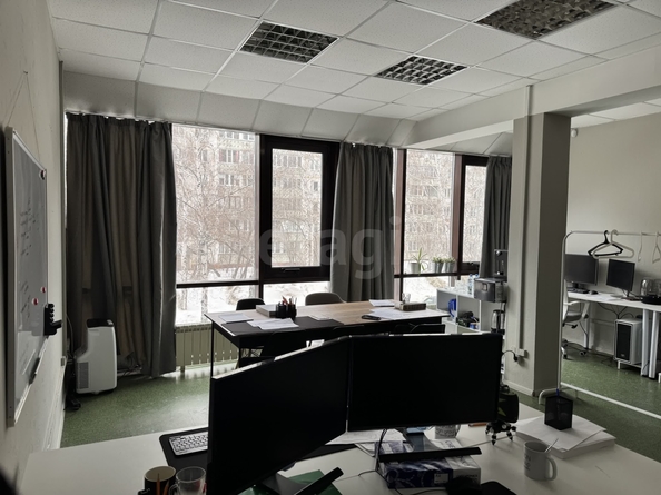 
  Продается офис 32.4 м². Фото 1.
