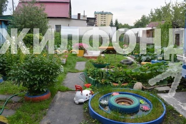 
   Продам дом, 52.3 м², Новосибирск

. Фото 2.