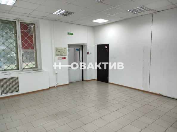 
  Сдается торговая площадь, 35 м², Зорге ул, д. 179
. Фото 4.